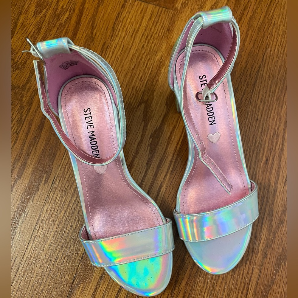 Steve Madden Silver Girls Shoes Size 2